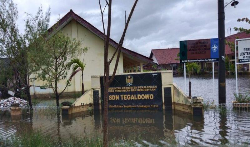  Banjir Pekalongan, Pemkab Liburkan 13 Sekolah