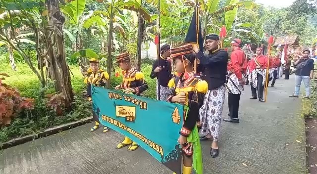 Warga Hulosobo Gelar Tradisi Merti Desa, Nuning Kertopati: Tumbuhkan Gotong Royong dan Kepedulian Masyarakat