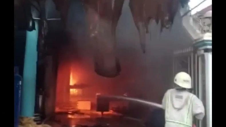 Tempat Usaha Laundry di Kedawung Cirebon Terbakar, 1 Orang Tewas