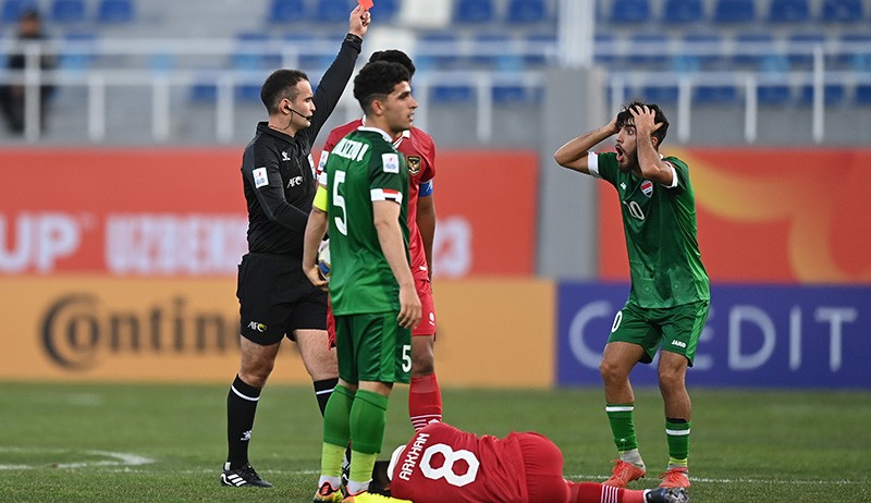 Shin Tae-yong Bingung Indonesia Dikalahkan 10 Pemain Irak, Ini Pengakuannya