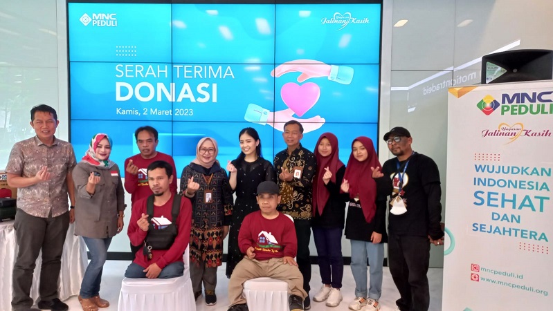 MNC Peduli Serahkan Bantuan Perlengkapan Usaha untuk Planet Kreatif Disabilitas