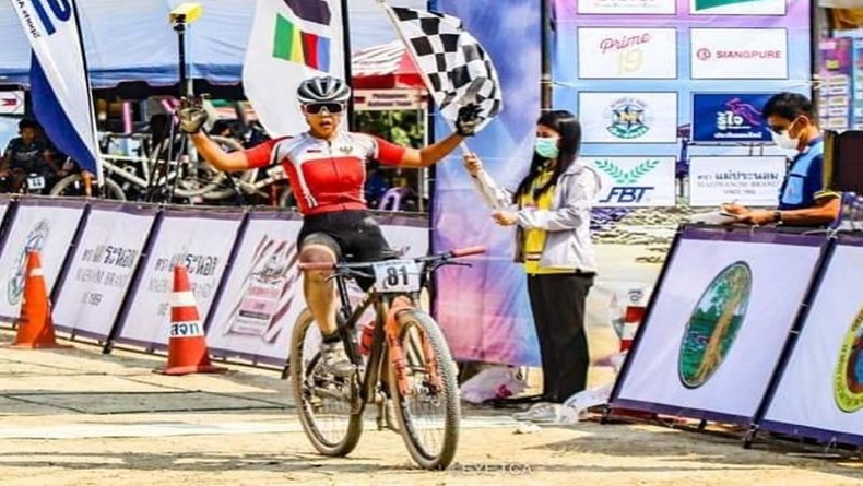 Pembalap Sepeda asal Kotabaru Raih Juara 2 Balap Dunia, sempat Jatuh Dekat Garis Finish