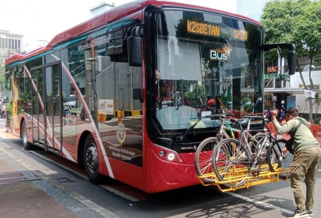 Bus Bisa Dipantau dari GPS, PO Trans Semanggi Bikin Orang Kaya Surabaya Naik Angkutan Umum