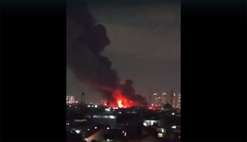 Depo Plumpang Terbakar, Pertamina Fokus Pemadaman 