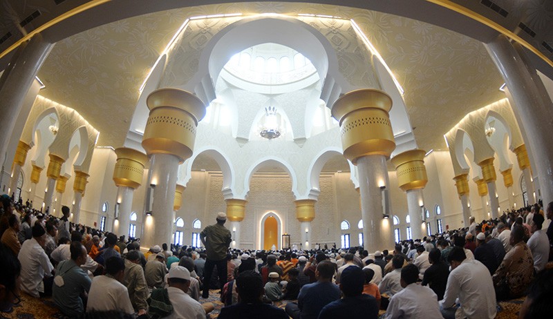 Pengurus Masjid Sheikh Zayed Solo Terima Zakat, Infak dan Sedekah, Ini Kata Gibran