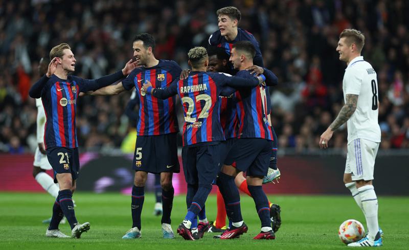 Real Madrid Tak Akan Menyerah Mengejar Barcelona!