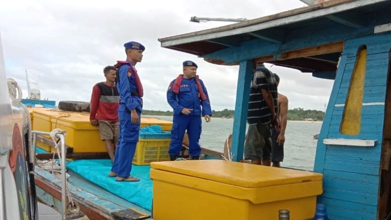 Bangka Barat Berpotensi Cuaca Buruk, Nelayan Diminta Lengkapi Alat Keselamatan saat Melaut