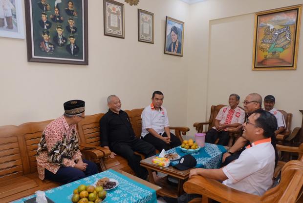 Presiden PKS Datangi Juru Kunci Merapi, Ada Apa? 