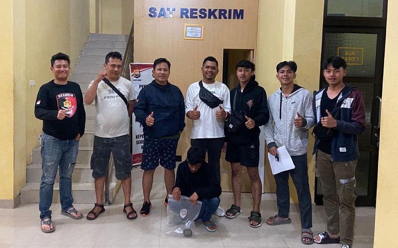 Anak Terpeleset saat Main, Ibu Muda Dianiaya Suami Siri