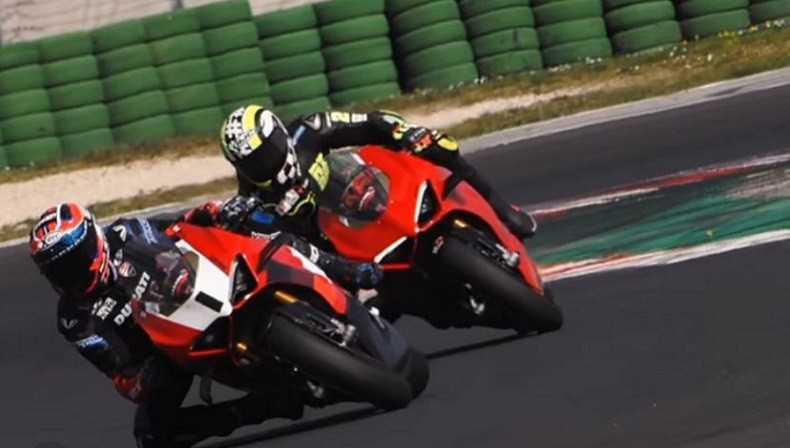 Tes Motor Ducati di Sirkuit Misano, Andrea Iannone Segera Comeback?