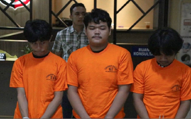 Polda Kalbar Tangkap Komplotan Penjual Tiket Konser Sheila on 7 Palsu di Pontianak