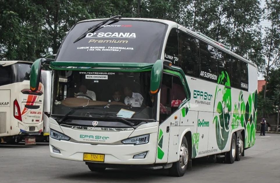Kisah Pemilik PO Bus Epa Star, Berawal dari Truk Antar Paket Rajai Pariwisata dan AKAP di Sumatera