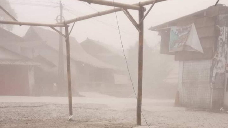 Ini 6 Daerah di Jateng yang Terdampak Hujan Abu Vulkanis Gunung Merapi