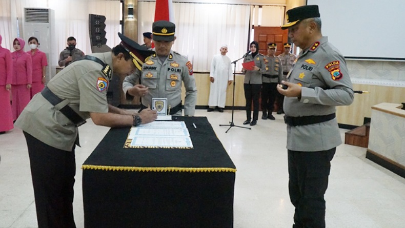 Kapolda Sulut Lantik Kombes Bayu sebagai Pejabat Irwasda 