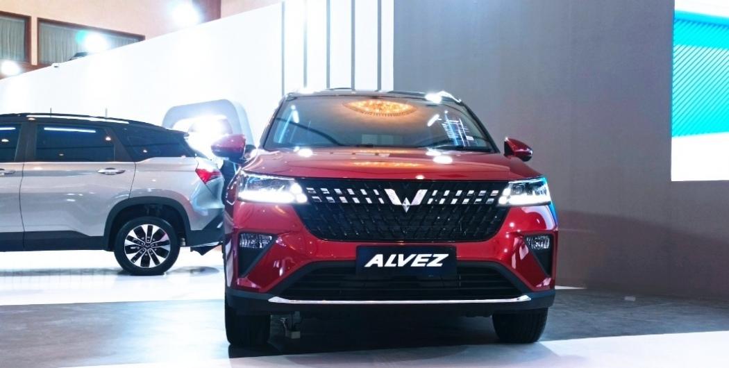 Mejeng di GJAW 2023, Wuling Alvez Kembali Berhadapan dengan Honda HR-V dan Hyundai Creta