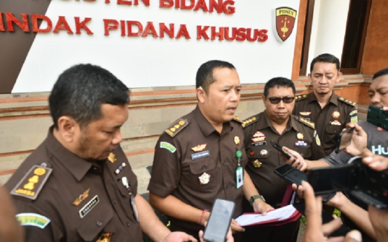 Rektor Unud Nyoman Gde Antara Diperiksa Kejati Bali