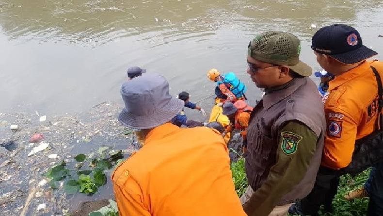 Bocah 8 Tahun Tewas Tenggelam di Sungai Citarum Kutawaringin Bandung