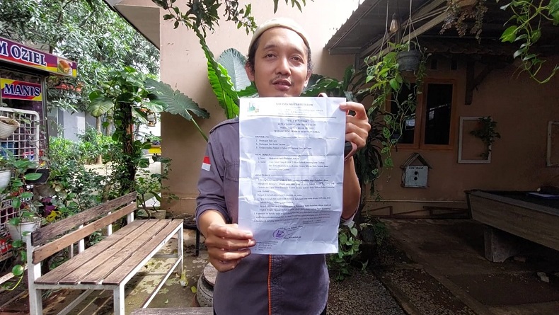 Guru Cirebon Muhammad Sabil Angkat Bicara soal Dipecat gegara Kritik Ridwan Kamil di Medsos