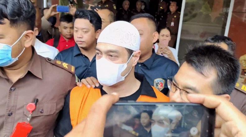 Berkas Lengkap, Ferry Irawan Tersangka Kasus KDRT Diserahkan ke Kejaksaan
