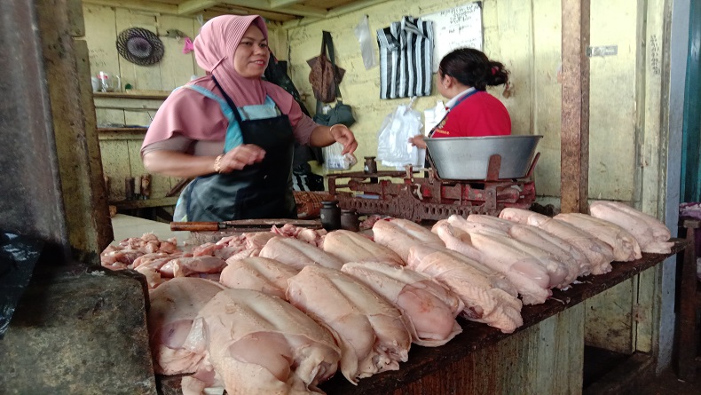 Mendekati Ramadan, Harga Daging Ayam di Salatiga dan Semarang Naik