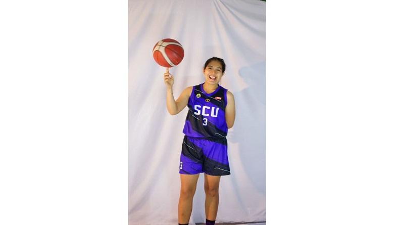 Pebasket Joan Putri Callista Jadi Salah Satu Wisudawan Terbaik SCU Semarang