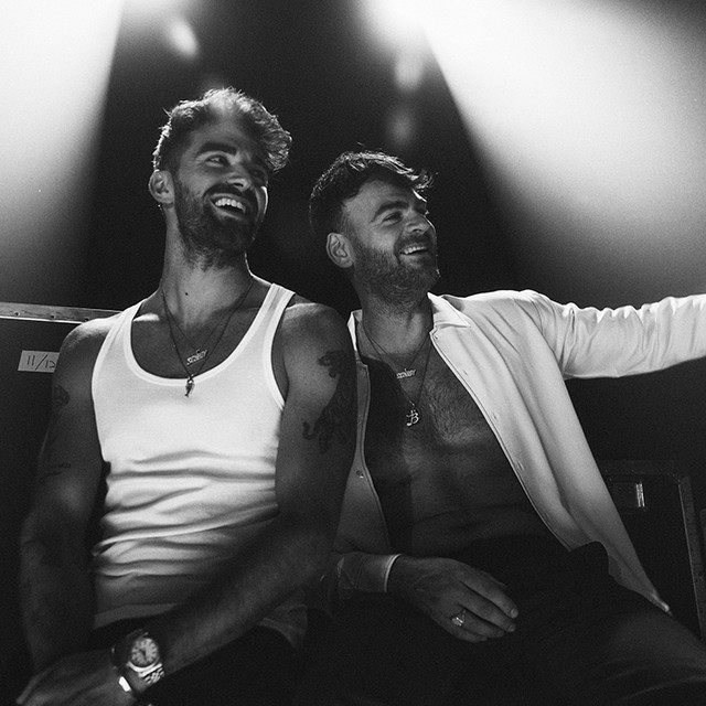 Lirik Lagu Something Just Like This-The Chainsmokers dan Terjemahan, Cocok untuk Nostalgia
