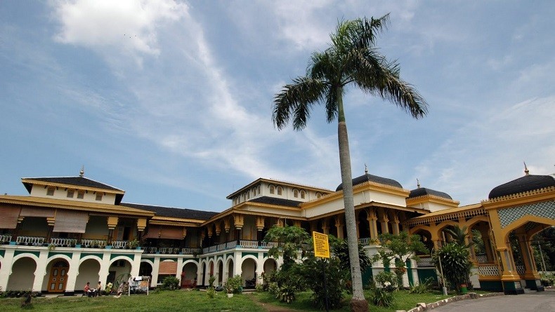 Harga Tiket Masuk Istana Maimun, Jam Buka hingga Daya Tarik yang Jarang Diketahui