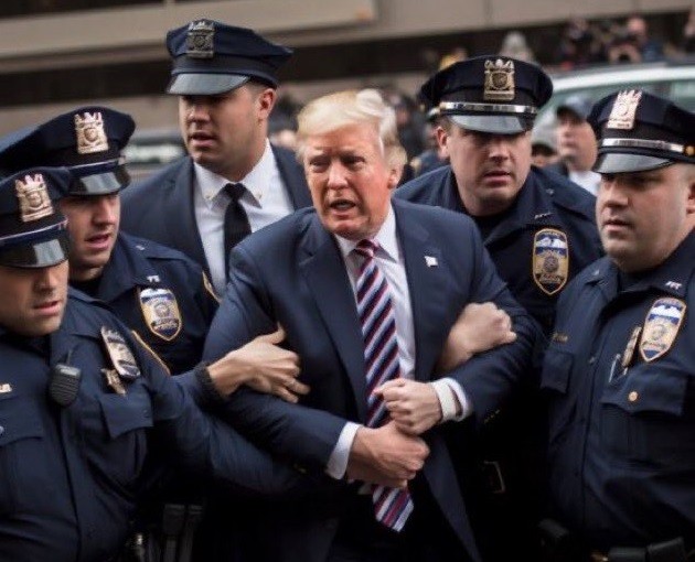 Bakal Didakwa Pengadilan Manhattan Atas Tuduhan Suap, Gambar Palsu Donald Trump Ditangkap Trending di Twitter 