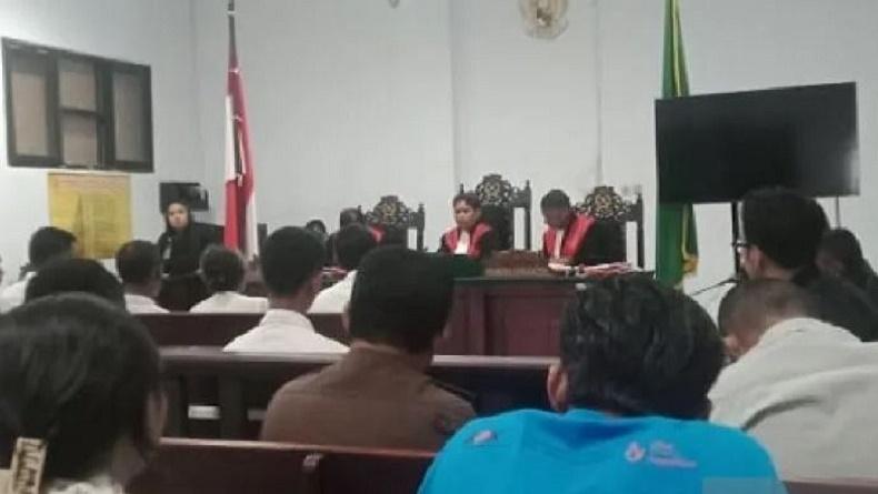 Sidang Penyelundupan Senpi dari Ambon ke Papua, Hakim Ingatkan Terdakwa agar Jujur