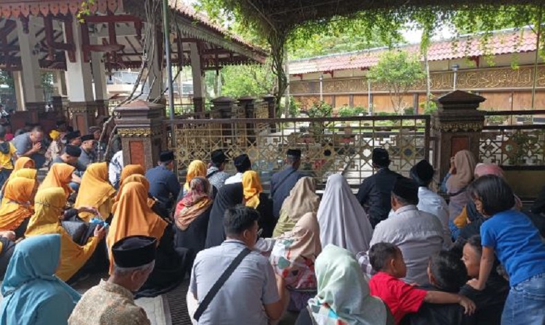Makam Gus Dur di Jombang Dibanjiri Peziarah Sehari Jelang Ramadhan