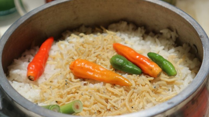 Resep Nasi Liwet Nikmat Dimasak dengan Rice Cooker, Cocok untuk Sahur