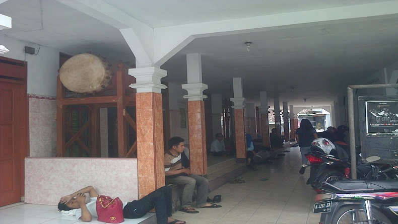 Masjid Damarjati Salatiga, Tempat Persinggahan Musafir Menunggu Berbuka Puasa