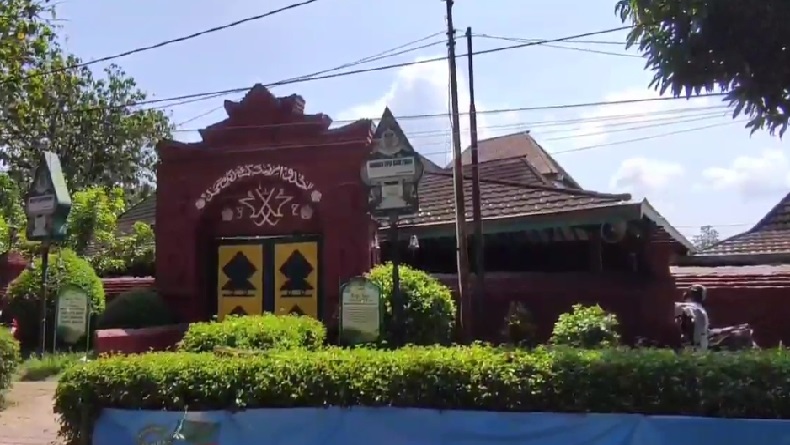 Masjid Agung Sang Cipta Rasa Cirebon Warisan Wali Songo, Diarsiteki Sunan Kalijaga