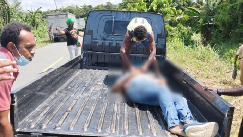 Kecelakaan Maut di Jalan Trans Irian, Anggota Polres Keerom Tewas Tertabrak Minibus