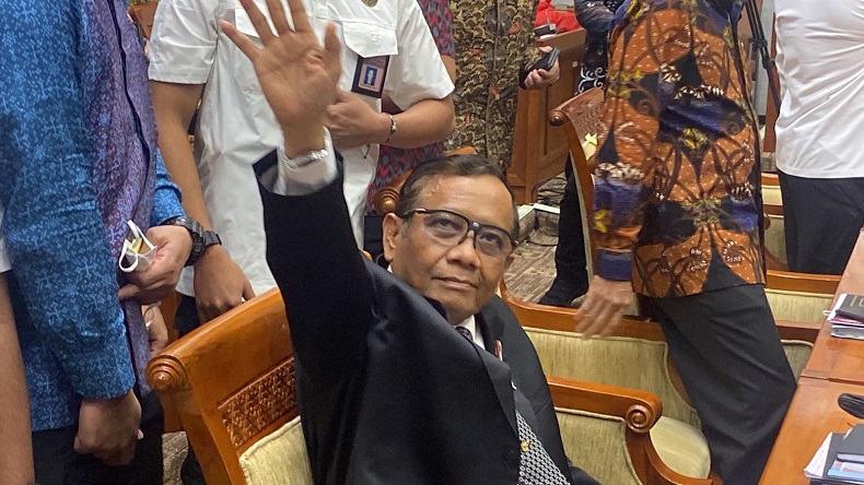 Mahfud ke Anggota Komisi III DPR: Saya Bisa Gertak juga Saudara