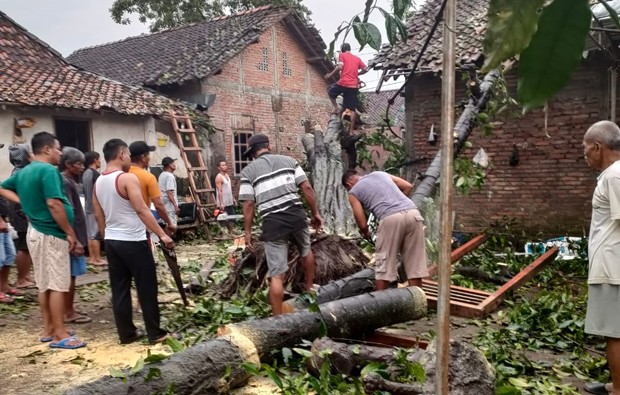 BPBD Sebut Cuaca Ekstrem di DIY Belakangan Ini Dampak Badai Herman