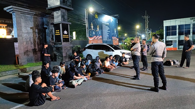Puluhan Remaja di Malang Terjaring Razia saat Balap Liar Jelang Sahur, 18 Motor Disita