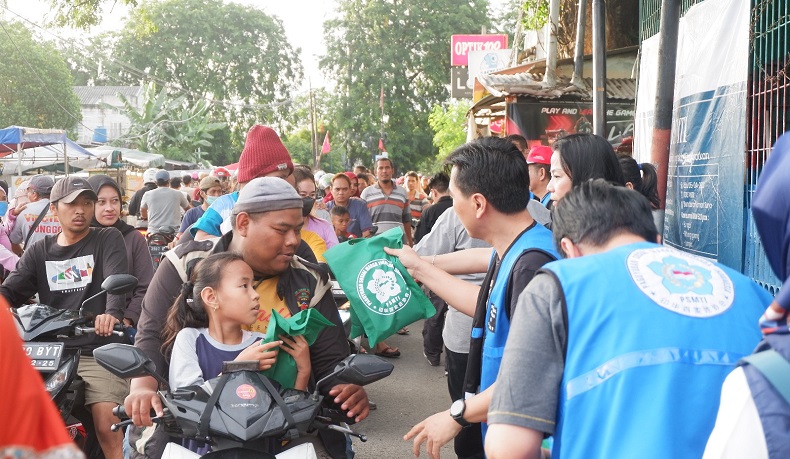 PSMTI Bagikan 500 Takjil Buka Puasa Menu Tradisional Dukung Produk UMKM Naik Kelas