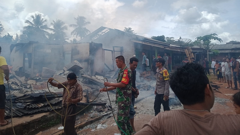Pasar Sopoyono Way Kanan Terbakar, 3 Ruko dan 2 Kendaraan Ludes Dilalap Api