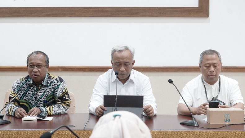 Kisruh Pemilihan Rektor UNS, Mendikbudristek Perpanjang Masa Jabatan Prof Jamal Wiwoho