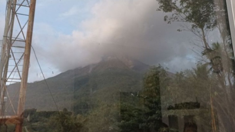 PVMBG Imbau Masyarakat Waspadai Awan Panas Guguran Gunung Karangetang