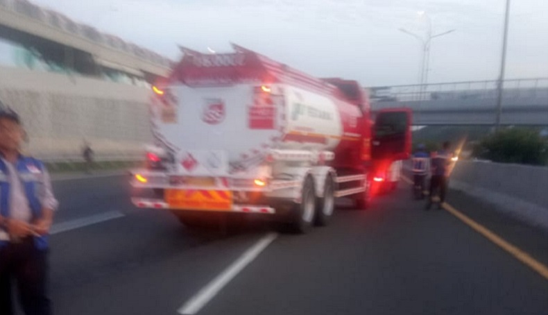 Truk Tangki Pertamina Kecelakaan di Tol Jagorawi, Pengemudi Kurang Jaga Jarak