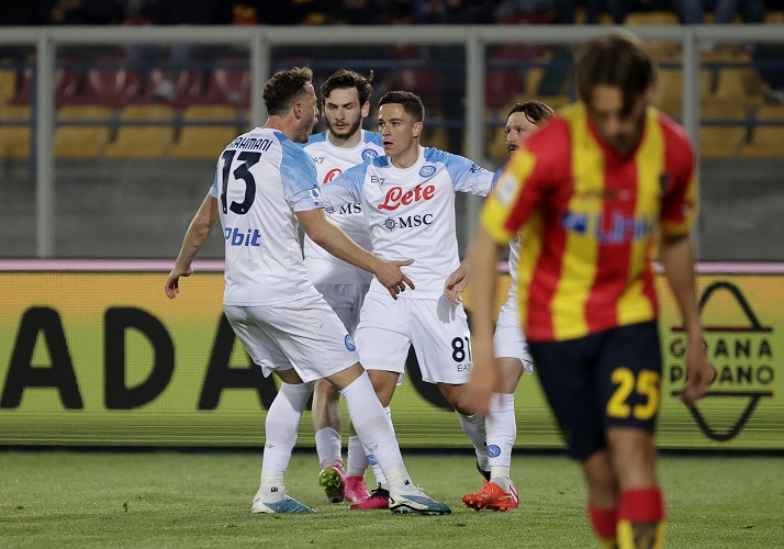 Hasil Lecce Vs Napoli: Menang Lagi, Il Partenopei Makin Kokoh di Puncak Liga Italia