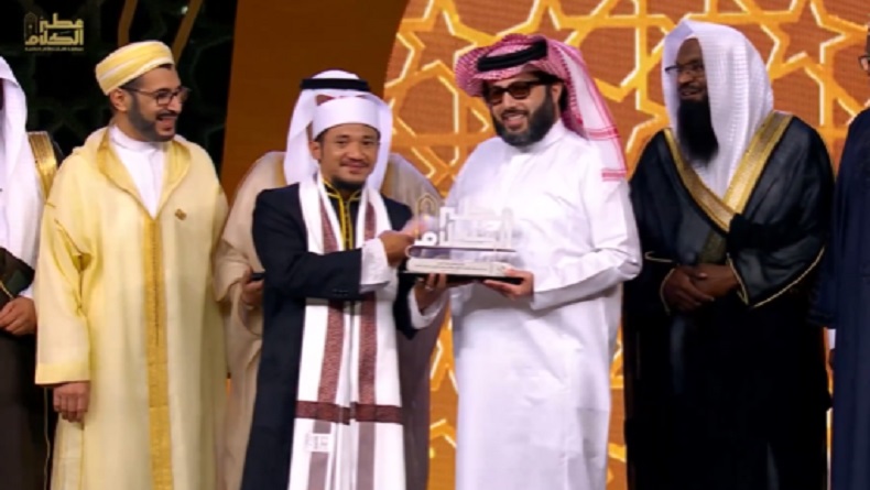 Buat Juri Menangis, Muazin Indonesia Juara 2 Lomba Azan di Arab Saudi
