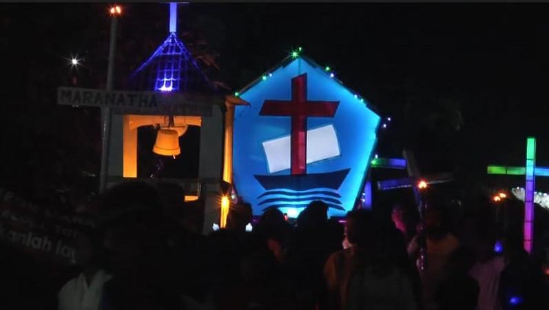 Tradisi Pawai Subuh Suci, Ribuan Jemaat GITJ Jepara Usung Lampion dan Beragam Miniatur