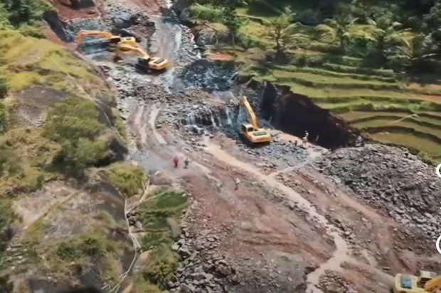 Air Terjun Kedung Kandang Kehilangan Daya Tarik Gegara Dampak Proyek Jalan