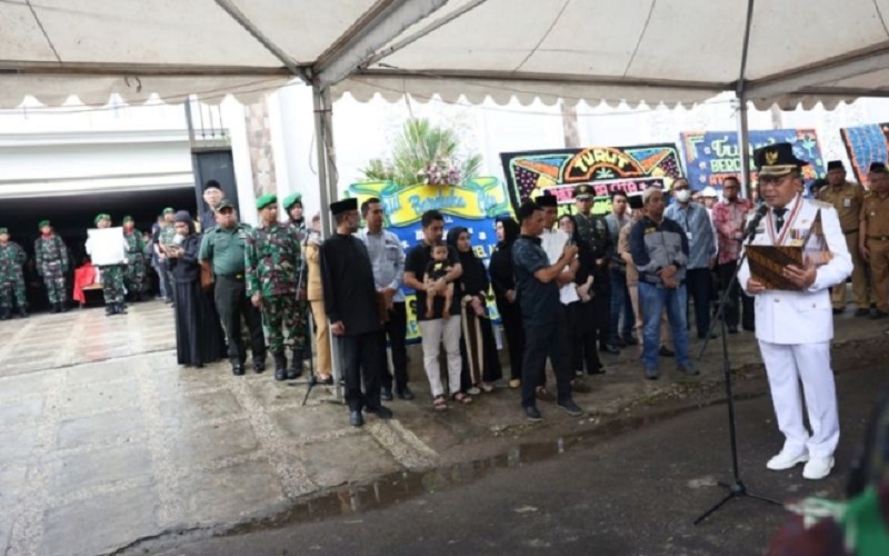 Wali Kota Makassar Danny Pomanto Pimpin Pelepasan Jenazah Menantu Wapres