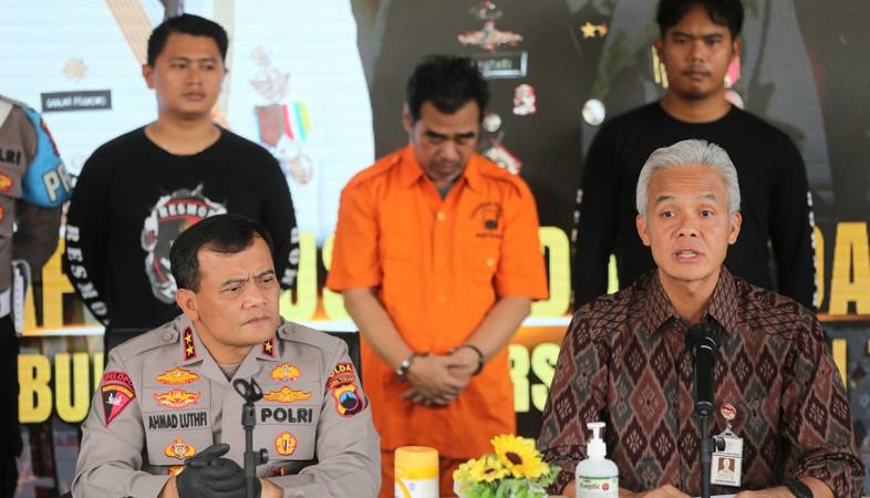  Ganjar Marahi Pengasuh Ponpes Cabuli Belasan Santri di Batang: Kenapa Kamu Tega Lakukan Itu