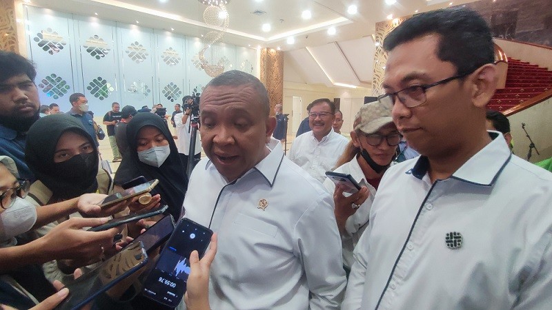 Kemnaker Rayu Manajemen Ban Michelin Batalkan PHK