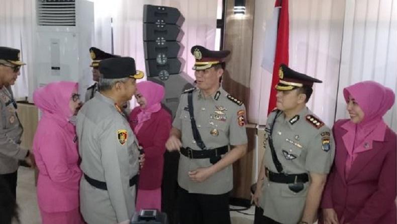 Pimpin Sertijab 3 Pejabat Utama dan 7 Kapolres, Ini Pesan Kapolda Sulut